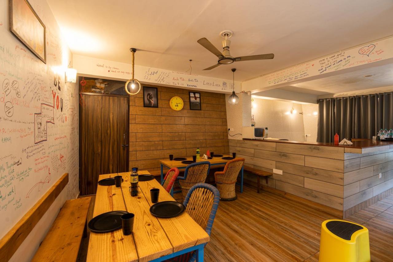 The Hosteller Mussoorie By The Streamside, Kempty ภายนอก รูปภาพ
