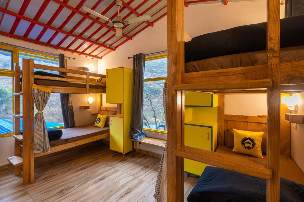 The Hosteller Mussoorie By The Streamside, Kempty ภายนอก รูปภาพ