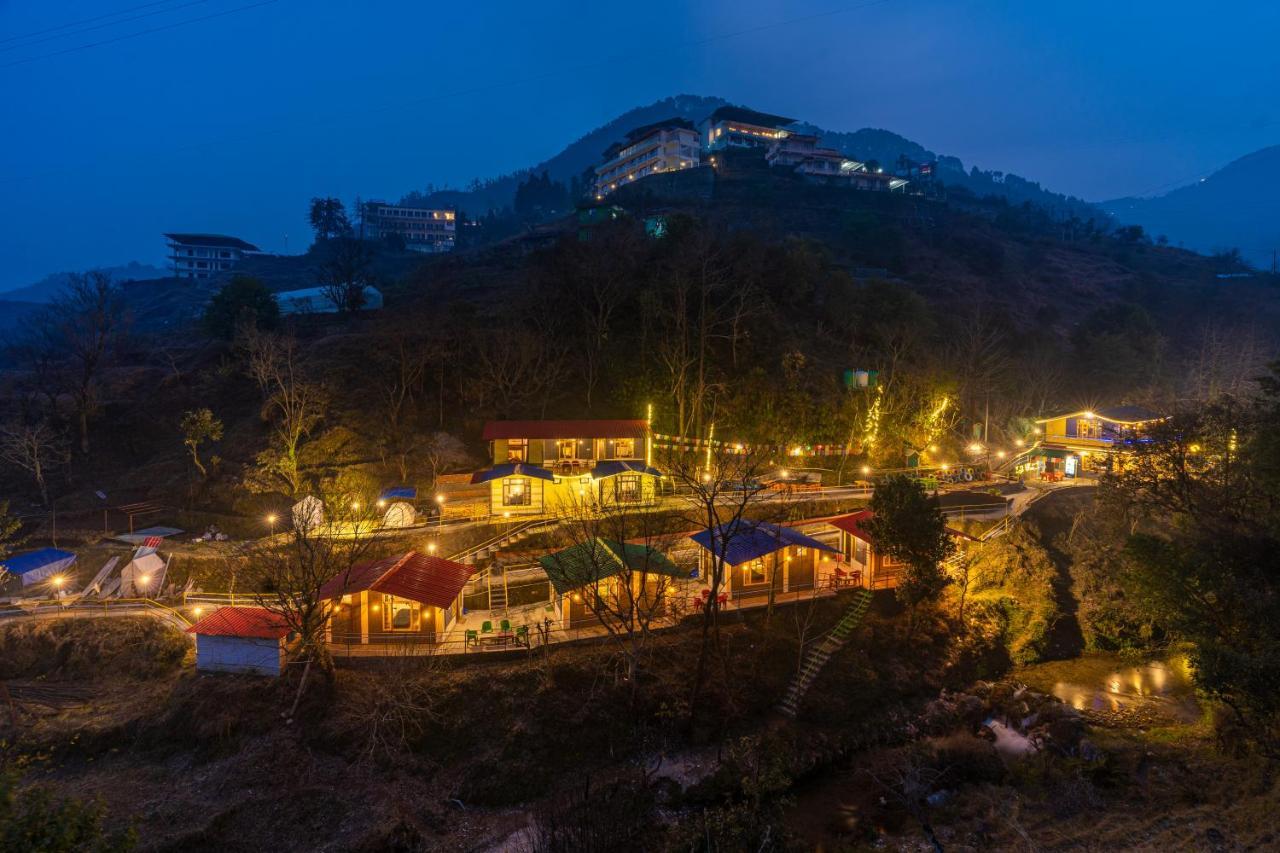 The Hosteller Mussoorie By The Streamside, Kempty ภายนอก รูปภาพ