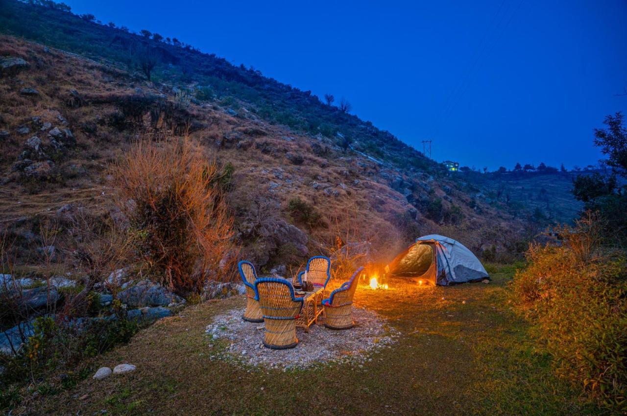 The Hosteller Mussoorie By The Streamside, Kempty ภายนอก รูปภาพ