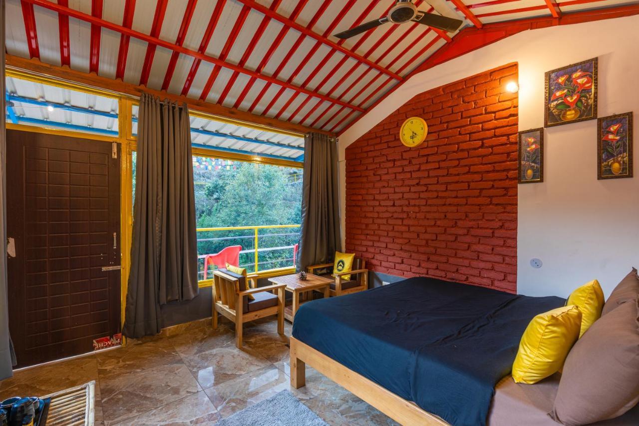 The Hosteller Mussoorie By The Streamside, Kempty ภายนอก รูปภาพ