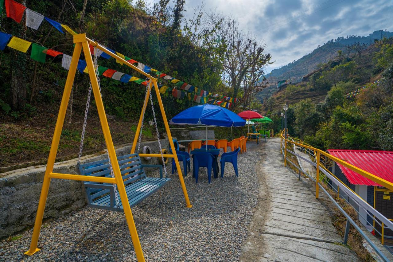 The Hosteller Mussoorie By The Streamside, Kempty ภายนอก รูปภาพ