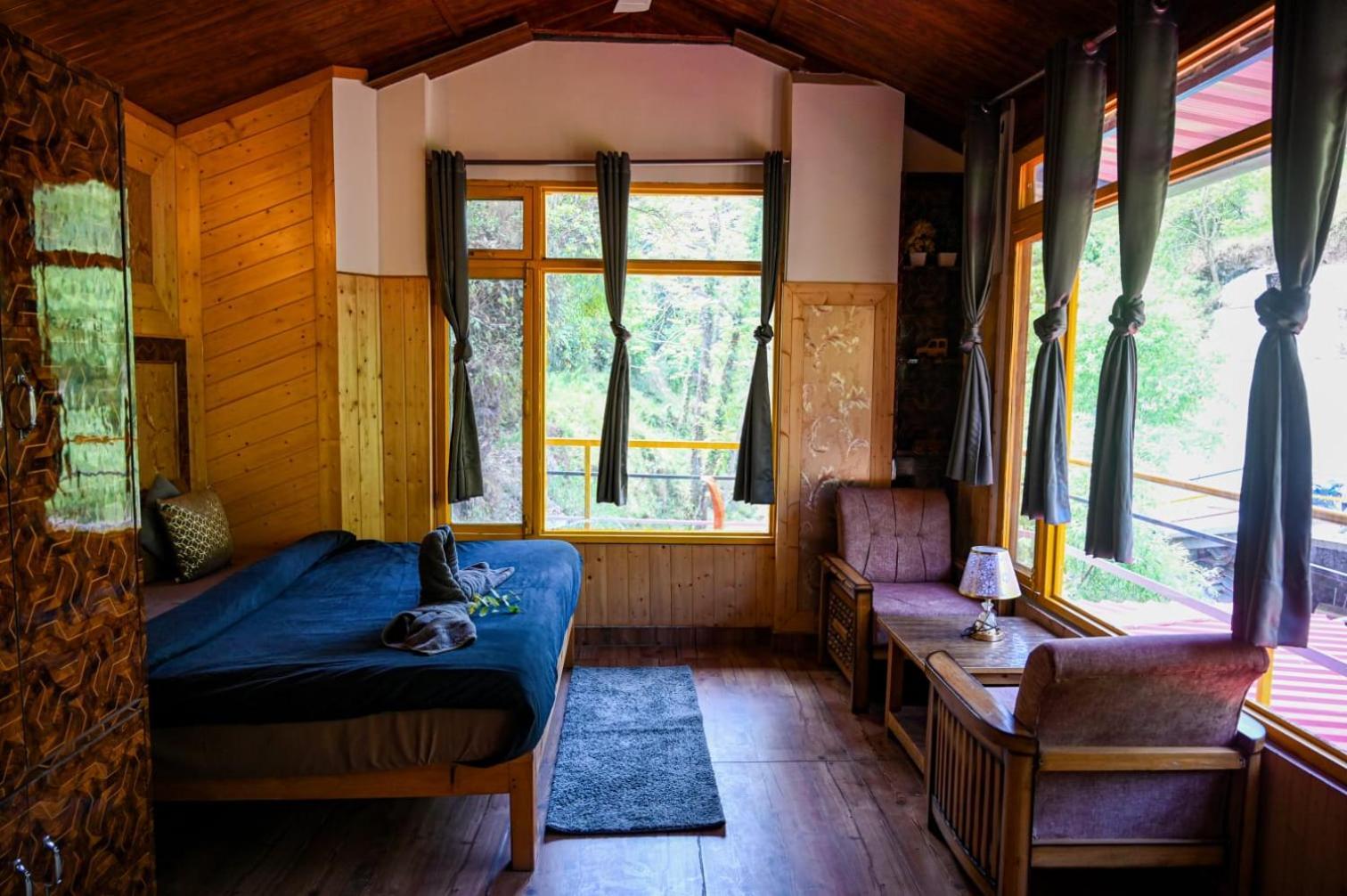 The Hosteller Mussoorie By The Streamside, Kempty ภายนอก รูปภาพ